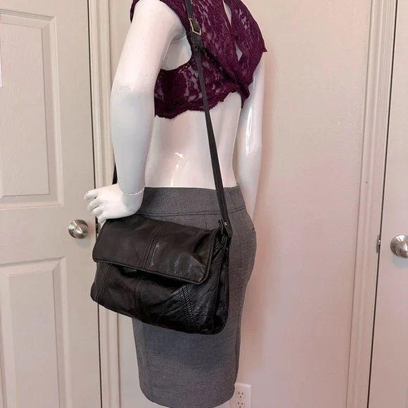 Victoria leather company purse Crossbody Flap Front Black - Picture 4 of 8